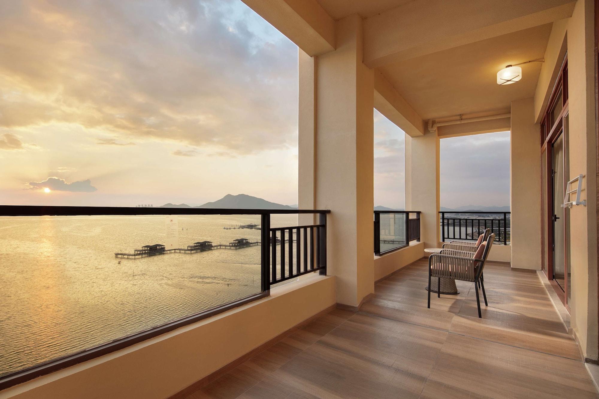 Doubletree By Hilton Huidong Resort Huizhou  Exterior foto